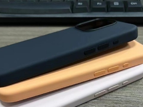 吐鲁番苹果14维修站分享iPhone14手机壳能直接给iPhone15用吗?